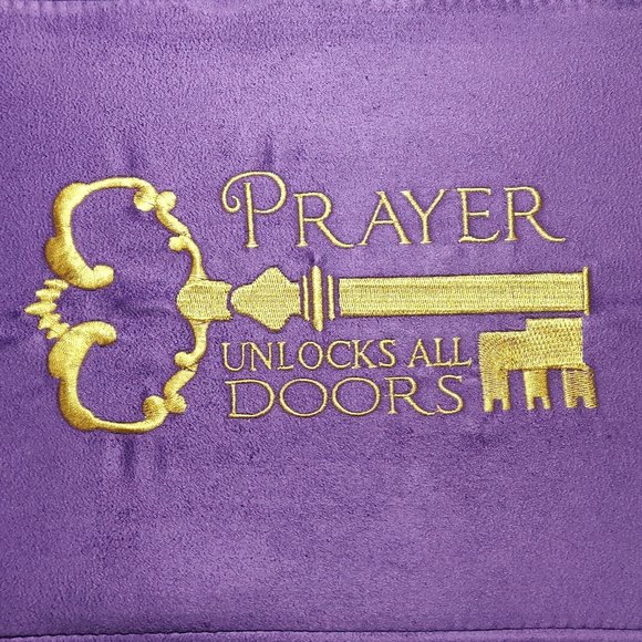 Prayer Unlocks All Doors! Kneeling Cushion! Also available In Blue. - Picture 1 of 4